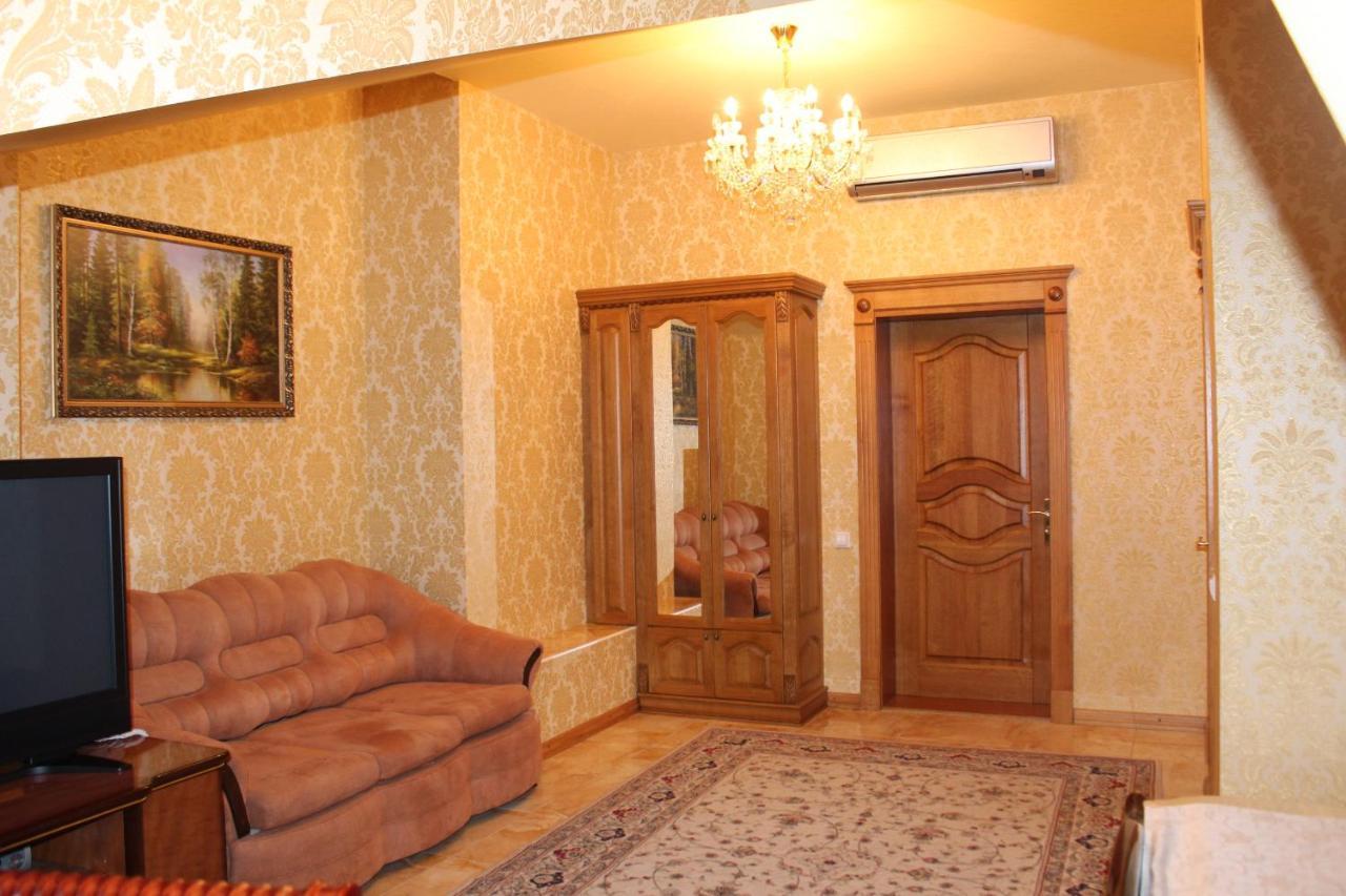 Hotel Ceasar Mykolaïv Esterno foto