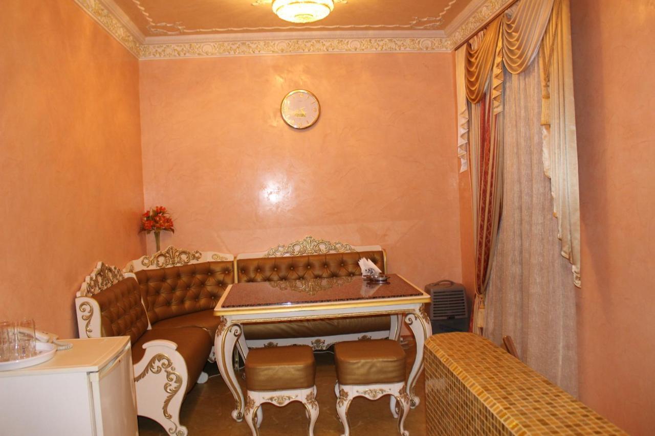 Hotel Ceasar Mykolaïv Esterno foto