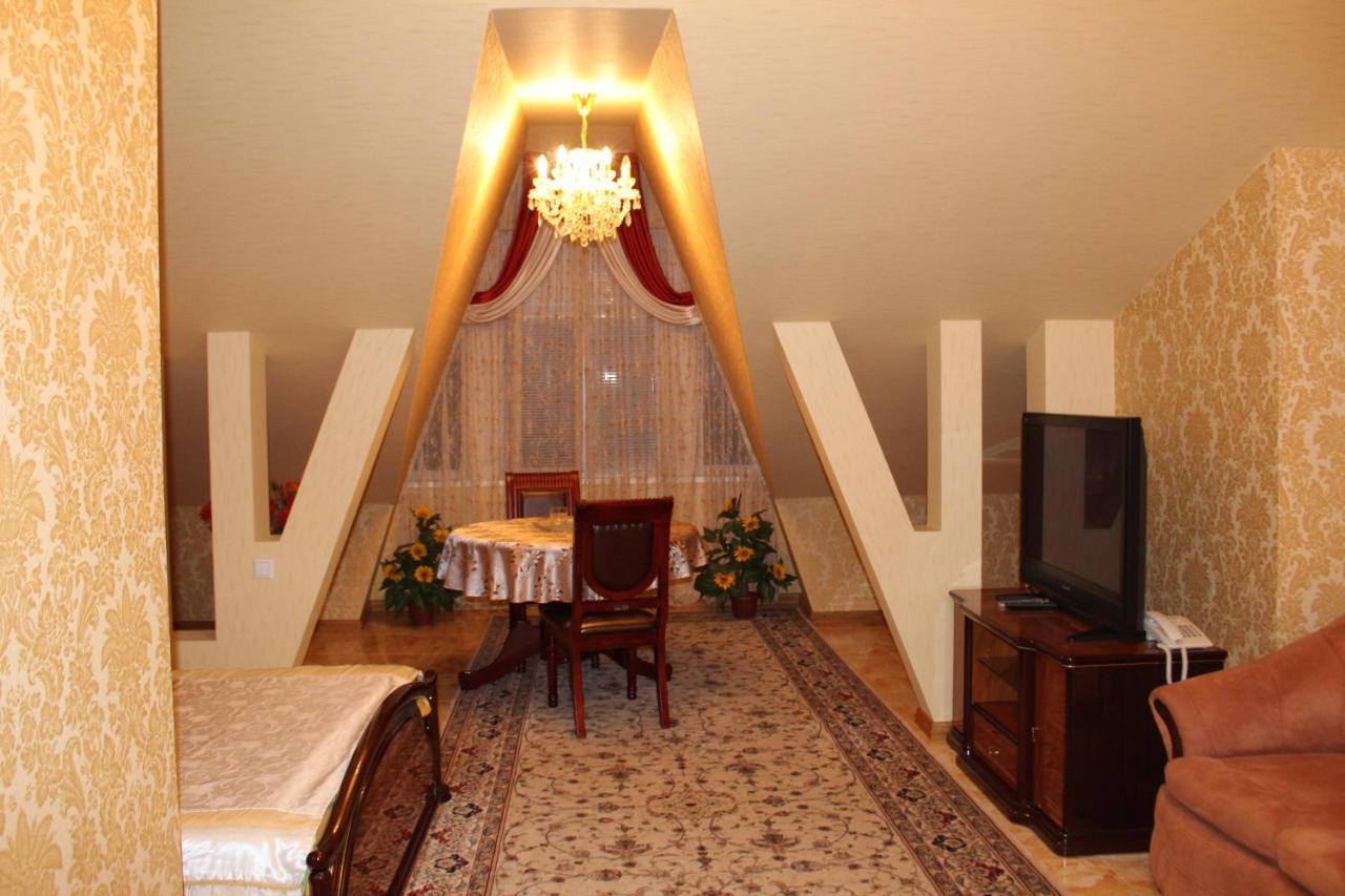 Hotel Ceasar Mykolaïv Esterno foto