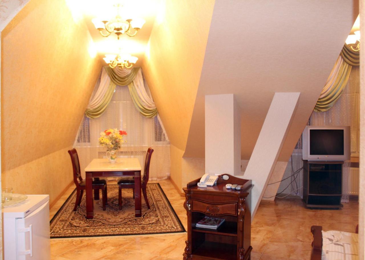 Hotel Ceasar Mykolaïv Esterno foto