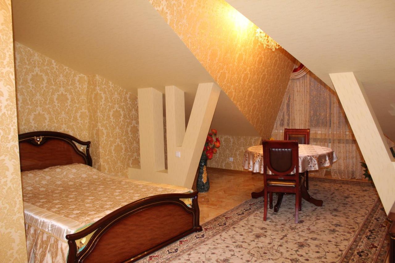 Hotel Ceasar Mykolaïv Esterno foto